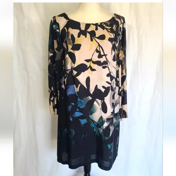Sold! Anthropologie Shaded Black Floral Garden Shift Dress Medium - Picture 3 of 7